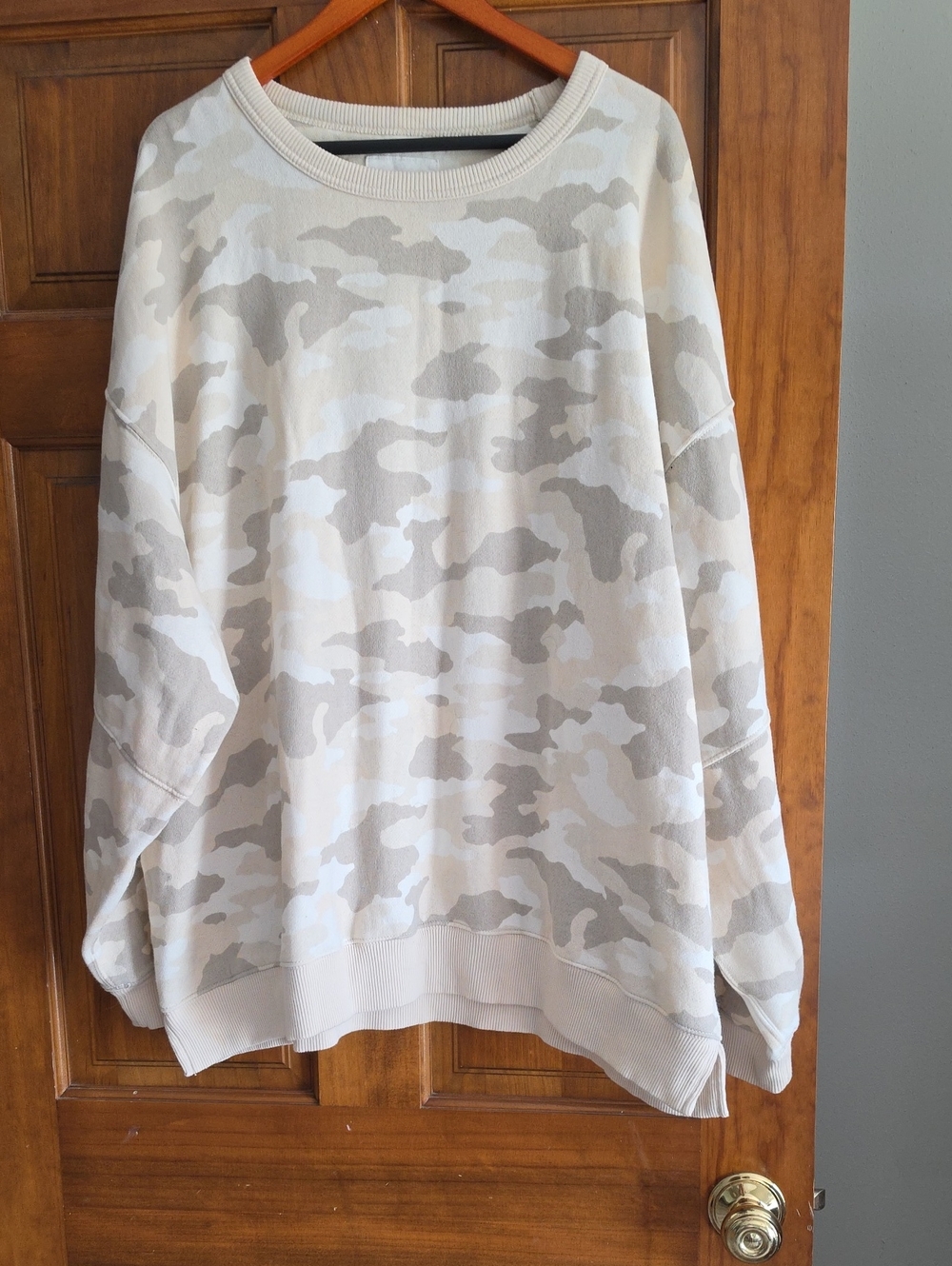 aerie Beige & Cream Camo Crewneck Sweatshirt